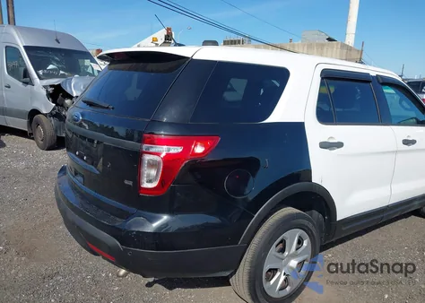 2015 Ford Police Interceptor from USA, damaged, VIN 1FM5K8AR6FGB92080